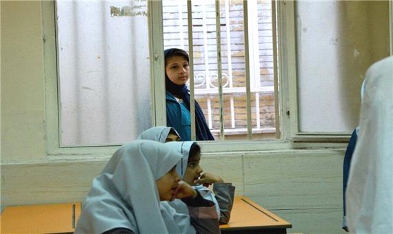90 دانش آموز تبعه خارجی در مدارس کردستان تحصیل می‌کنند