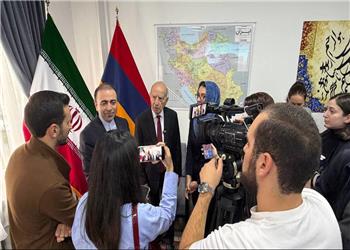 سفیر ایران: حضور نیروهای نظامی آمریکا در مجاورت مرزهای کشورمان را نمیپذیریم